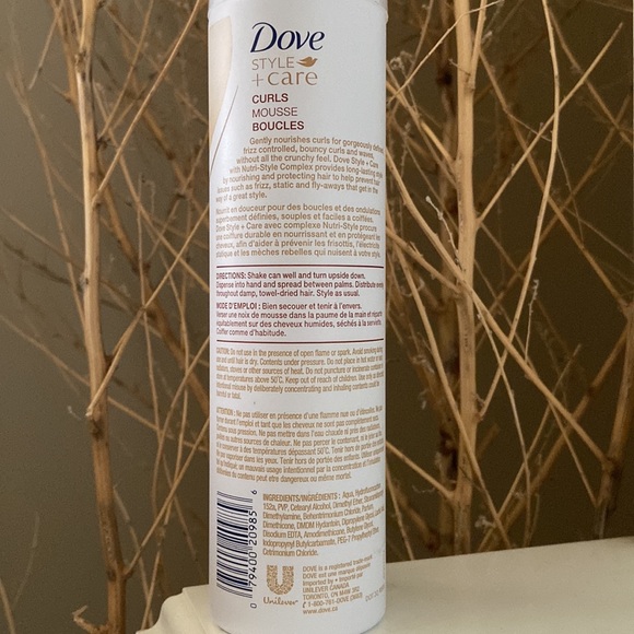 Dove Soft Hold Curls Mousse - Picture 2 of 2